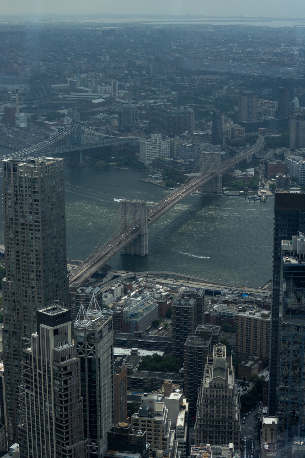 Bridges over the East River from above
